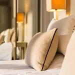 Restaurant Merlet 4*