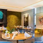 Restaurant Merlet Hotel 4*