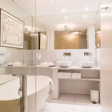 Restaurant Merlet Hotel 4*