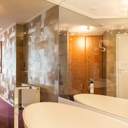Restaurant Merlet Hotel 4*