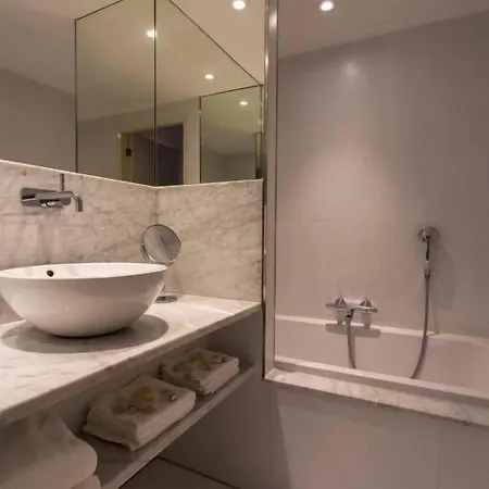 Restaurant Merlet Hotel 4*