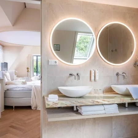 Szálloda Restaurant Merlet 4*