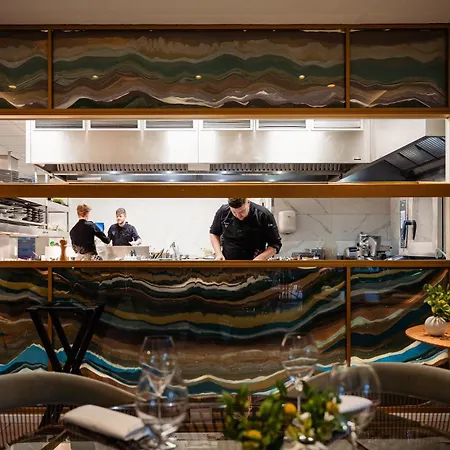 Restaurant Merlet Hotel 4*